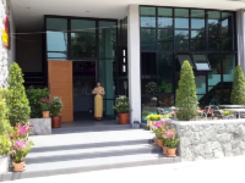 ศิวาเฮ้าส์ โรงแรมใกล้วัดหนองปรือ