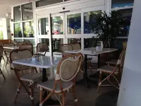 드 솔레일 호텔 온 오션 드라이브