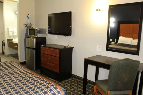 Home Gate Inn & Suites - parking