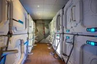 Izzzleep Aeropuerto Terminal 1 - Layanan Antar-Jemput
