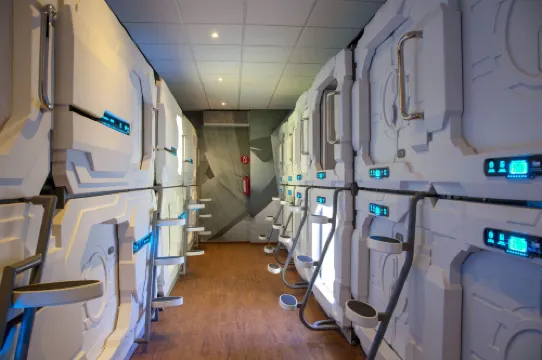 이즐립 아에로푸에르토 터미널 1