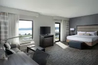 Shangri-La Resort Hotels near Crosstar Flag and Tag
