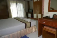 Natacha Hotel - Airport Shuttle