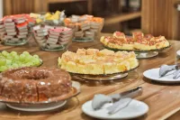 S4 Hotel Águas Claras - breakfast