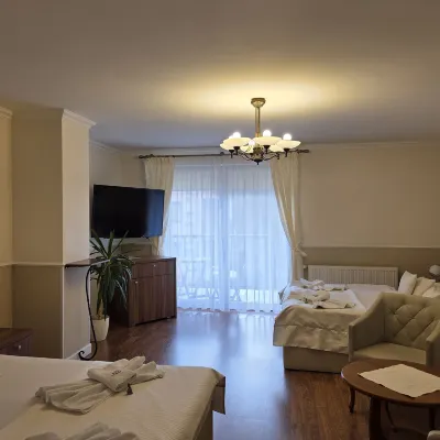 Willa Atena Hotels near KURNA CHATA