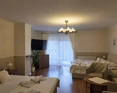 Willa Atena Hotels in der Nähe von Einkaufszentrum Corso