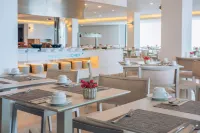 Iberostar Waves Cala Millor - Adults Only - breakfast