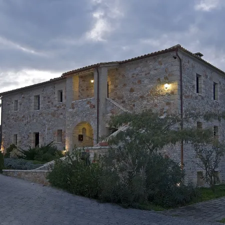 Klymeni Traditional Homes