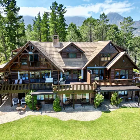 Lalapanzi Lodge