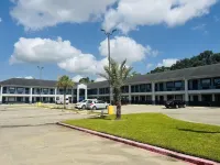 Americas Best Value Inn and Suites Mont Belvieu