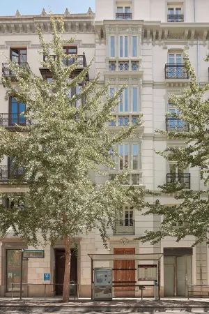 U-Sense Granada Gran Vía Отели рядом с достопримечательностью «Монастырь Святого Иеронима»