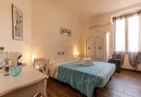 Onlyrooms I - Central & Quiet Area Hotels in 