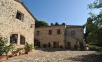 Fattoria Lornano Winery Hotels in Monteriggioni