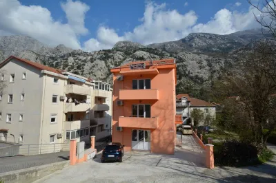 Marinero Apartments Hotels in Radanovici
