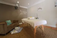 The Robberg Beach Lodge - Lion Roars Hotels & Lodges - spa