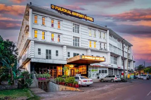 Pulickal Airport Hotel - Airport Shuttle