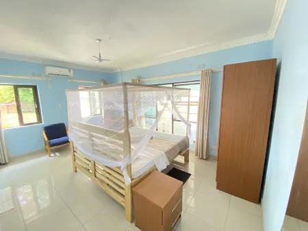 Main Stream Beach Villa