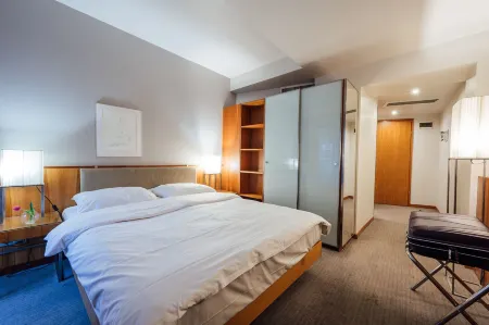 Peakture Hotel