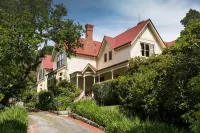 Franklin Manor Hotels in Queenstown