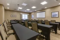 Comfort Inn & Suites Coeur d'Alene - parking