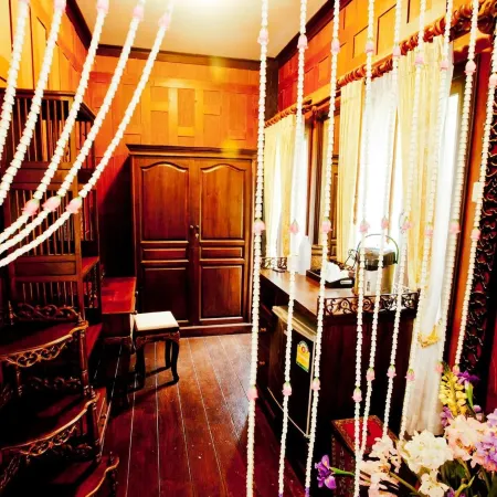 Paradise Pearl Bungalows