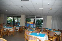The Caravel Hotel Hotels in Ayios Tykhonas