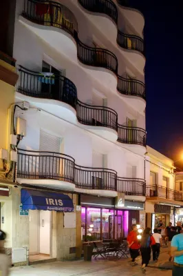 Aparthotel Iris Hotels in Malgrat de Mar