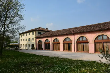 Agriturismo Rechsteiner Отели в г. Сальгареда