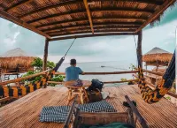 Birdland Beach Club Hotel di Bolinao