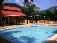 Huaykhakhaeng Country Home Resort Hotels in Ban Rai