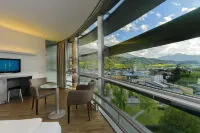 Parkhotel Hall in Tirol Hotels in Wattens
