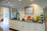Five Towns Inn - JFK Airport Hotels in Long Beach