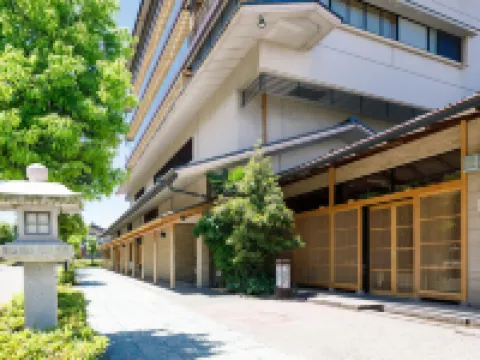 Tachibana Shikitei Hotels in Kaga