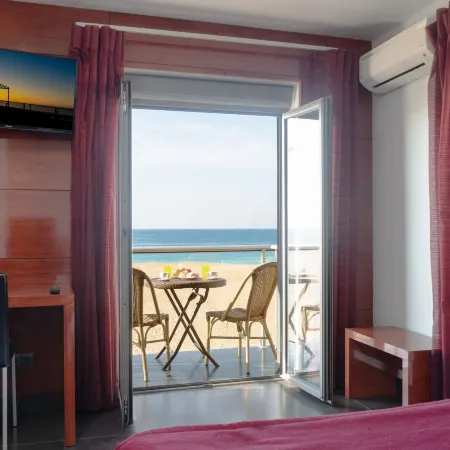Hotel Oceano Отели рядом с достопримечательностью «Пляж Назаре»