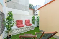 Sunny Apartment with Patio, by TimeCooler Hotels in 