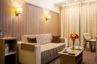 Comfort Nsk Hotel  호텔