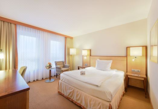 더 큐 콰드로 시티 호텔