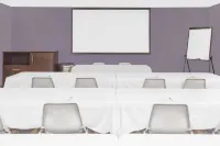 Microtel Inn & Suites by Wyndham Ames