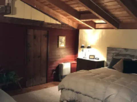 The Sunny G B&B Hotels in Campton