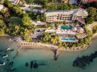 Gloria Maris Hotel Suites and Villa - Parking