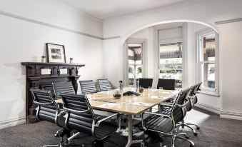 Holiday Inn West Perth