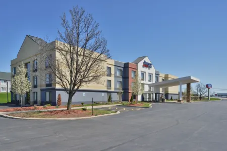 Fairfield Inn Rochester Henrietta/University Area Отели рядом с достопримечательностью «Технологический институт Рочестер»