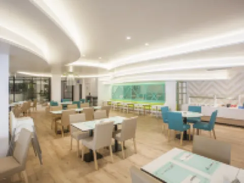 Villa Mandi Golf Resort Hotels in Playa de las Americas