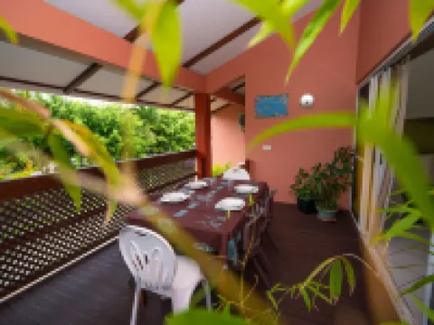 波拉波拉假日旅館及別墅 奴內爾酒店