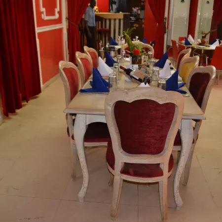 Le Luxtral Hôtel