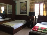 Nha Nghi Tham Quyen Hôtels à : Cẩm Phả