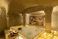 Foremanson Cave Hotel - Bathtub