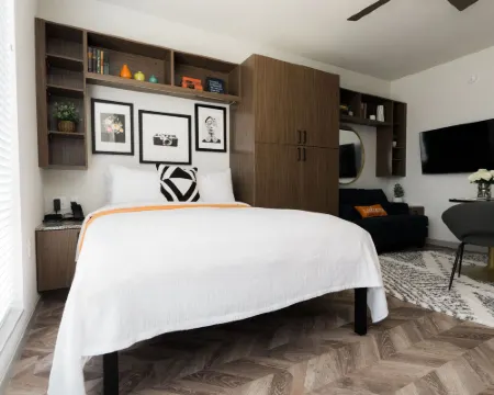 Yugo Guest Suites Hotels in Urbana