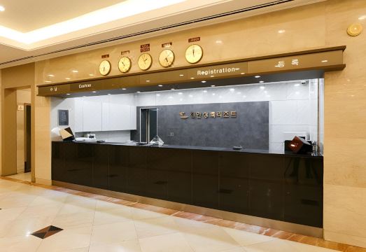 숙소 전경 및 주변 환경