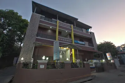 Jaya Bharathi Lodge Hotel di Marthandam